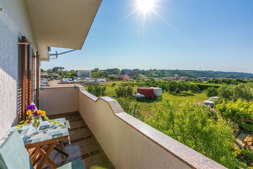 Apartment A1, for 5 persons