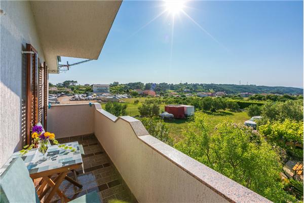 Apartment A1, for 5 persons