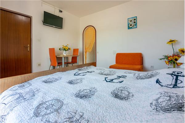Apartment A1, for 3 persons