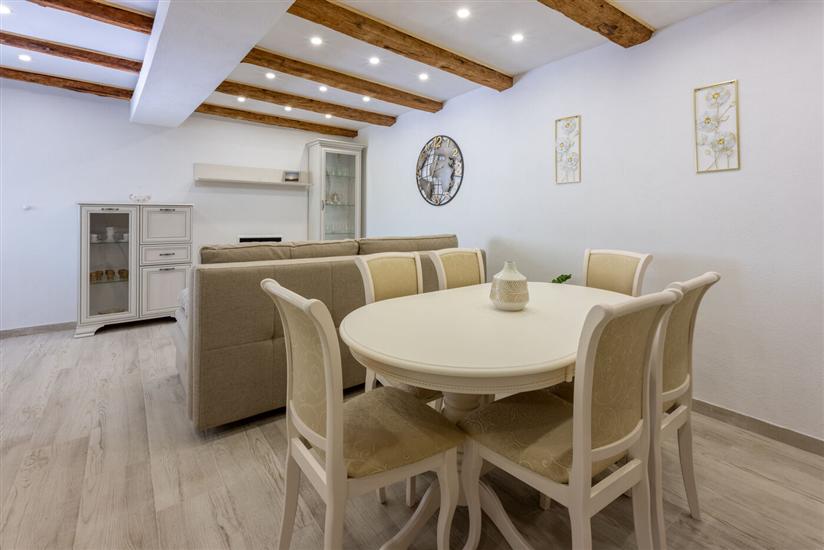 House K1, for 6 persons