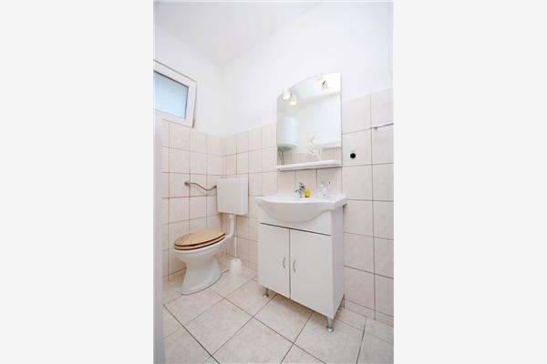 Apartment A2, for 4 persons