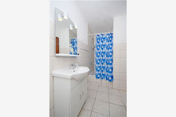 Apartment A2, for 4 persons