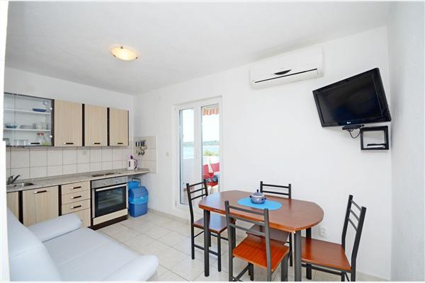 Apartment A2, for 4 persons