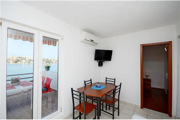 Apartment A2, for 4 persons