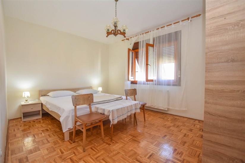 Apartment A3, for 6 persons