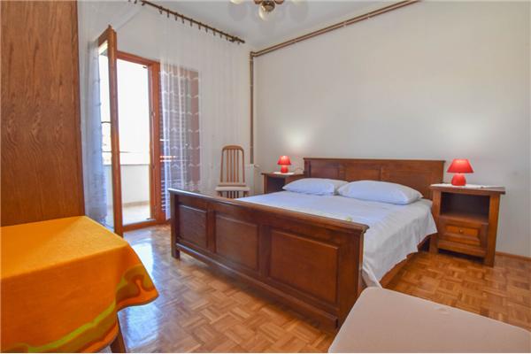 Apartment A3, for 6 persons