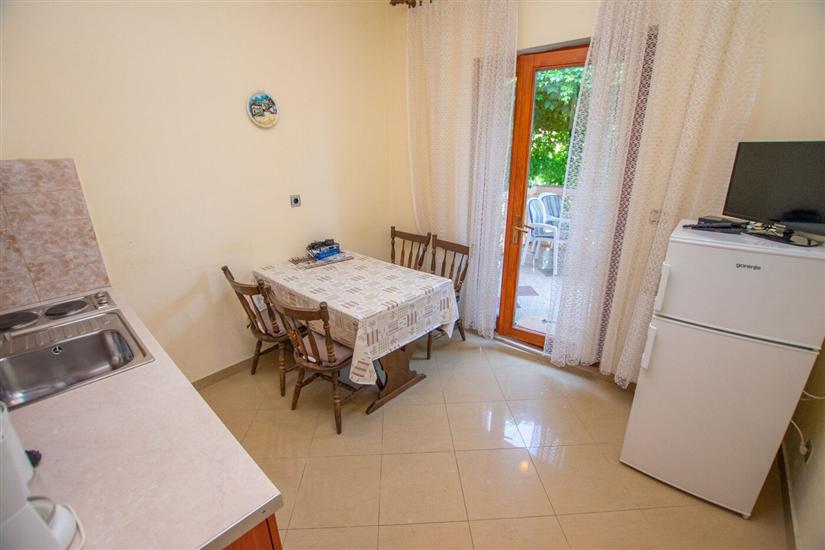 Apartment A2, for 4 persons