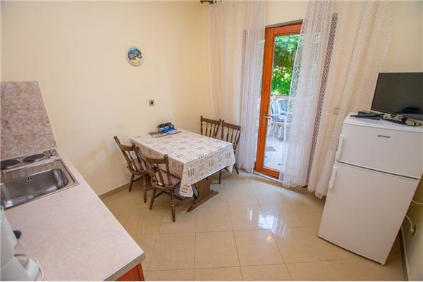 Apartment A2, for 4 persons