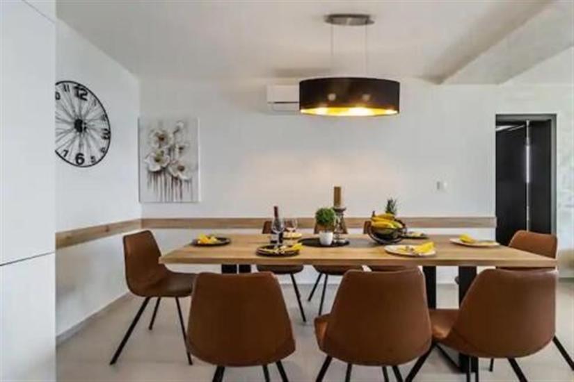 Apartment A1, for 7 persons