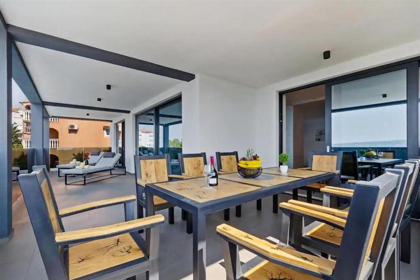 Apartment A2, for 8 persons