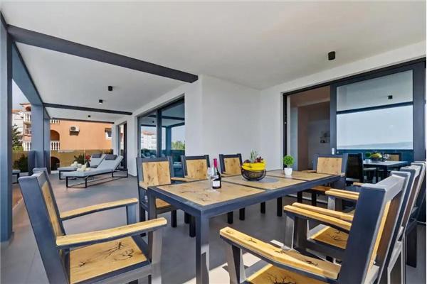 Apartment A2, for 8 persons