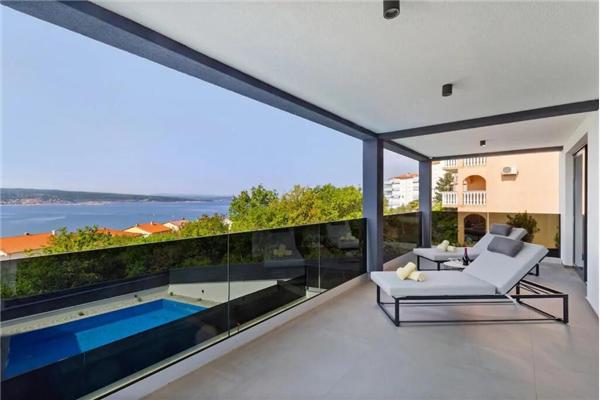 Apartment A2, for 8 persons