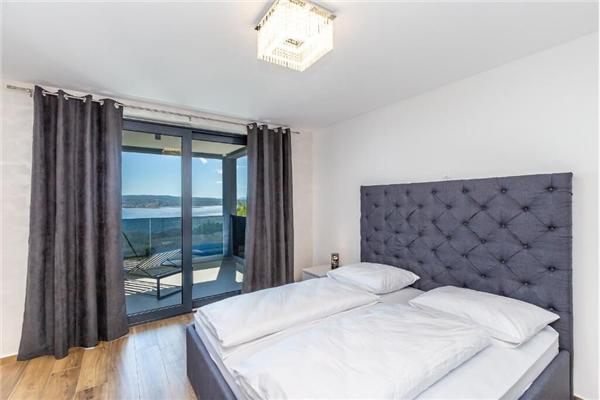 Apartment A3, for 8 persons