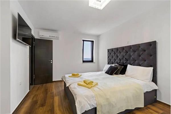 Apartment A3, for 8 persons