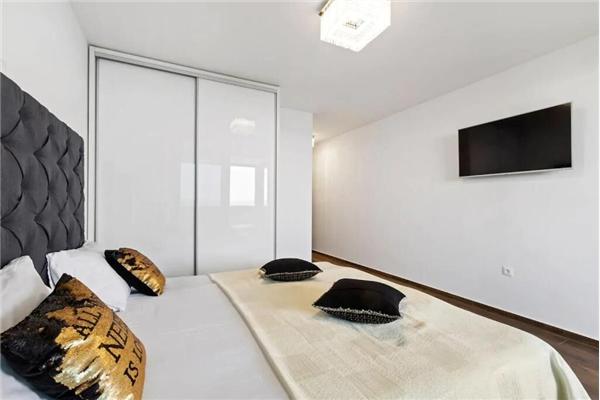 Apartment A3, for 8 persons