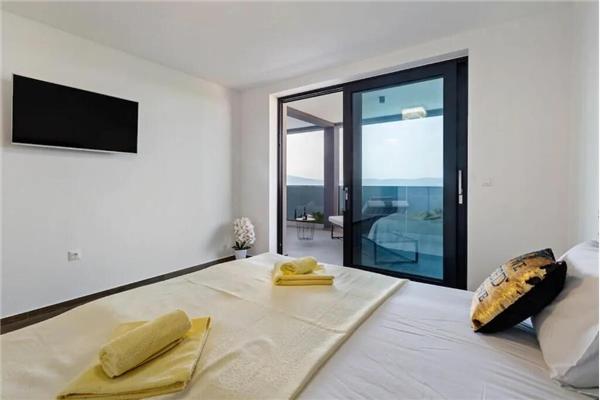 Apartment A2, for 8 persons