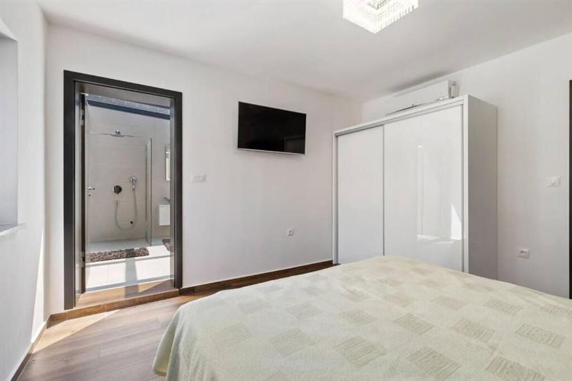 Apartment A3, for 8 persons