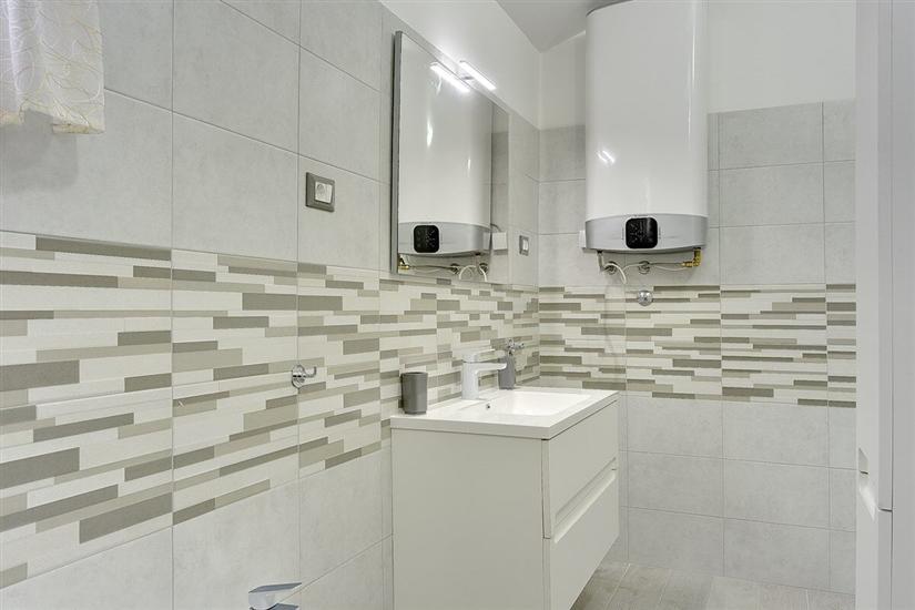 Hiša K1, na 6 osebe