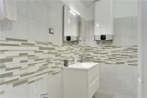 Hiša K1, na 6 osebe