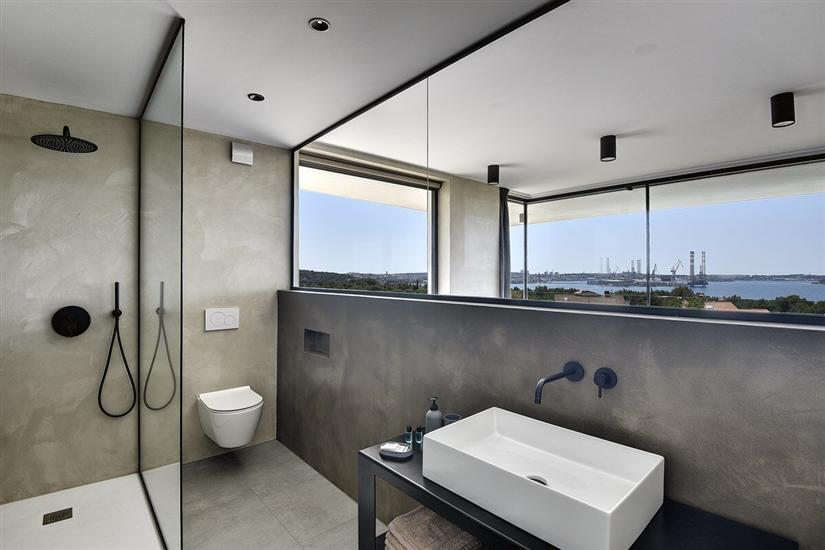 House K1, for 14 persons