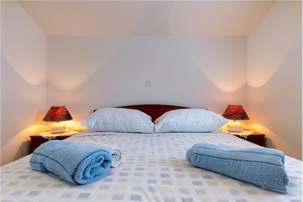 Apartment A7, for 5 persons