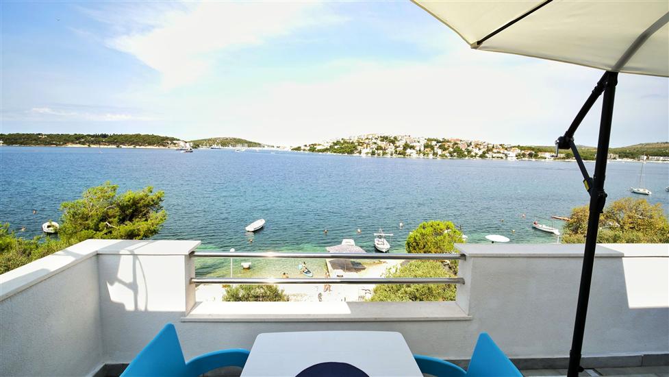 Apartment A4, for 4 persons