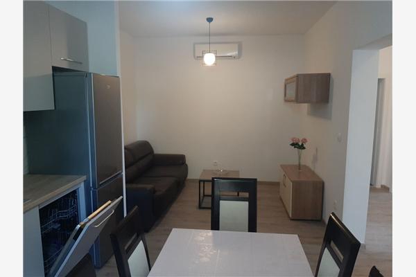 Apartment A4, for 6 persons