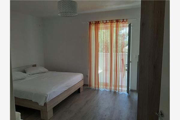 Apartment A4, for 6 persons