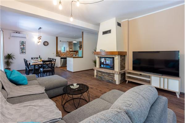 House K1, for 8 persons