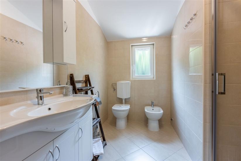 House K1, for 8 persons