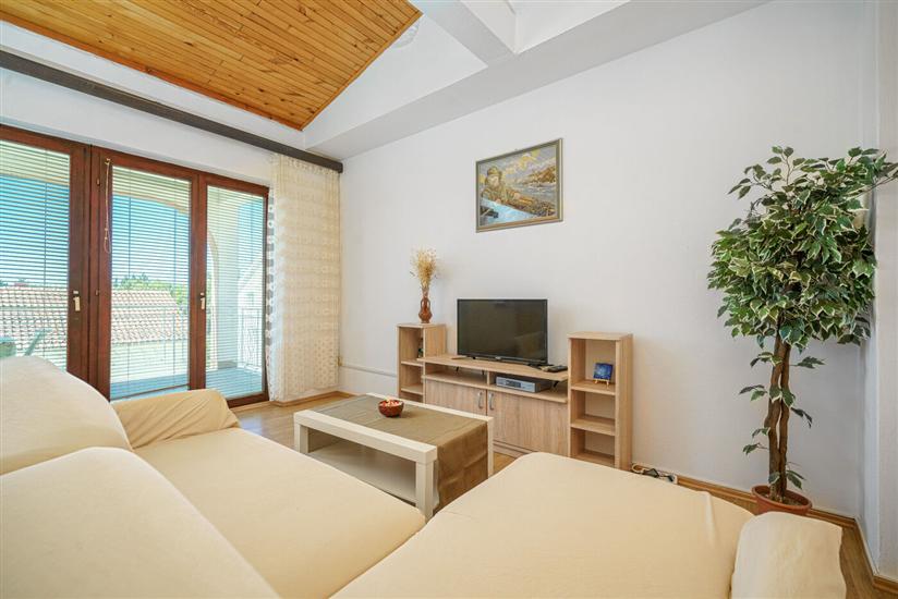 Apartment A3, for 6 persons