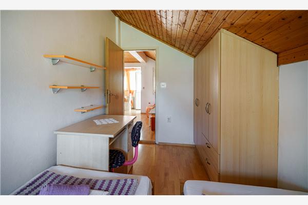 Apartment A5, for 4 persons