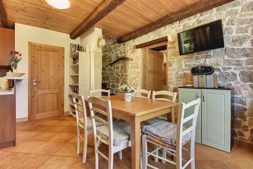 House K1, for 12 persons