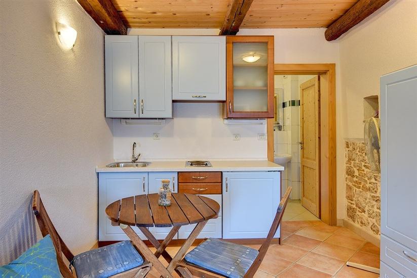 House K1, for 12 persons