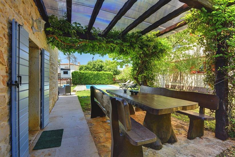 House K1, for 12 persons