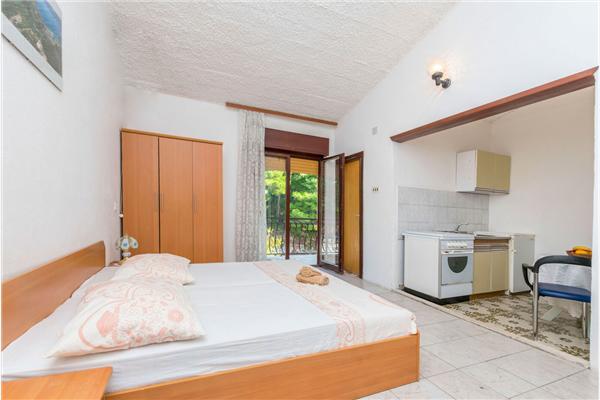 Apartment A4, for 3 persons