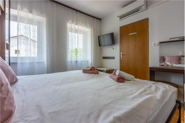 House K1, for 8 persons