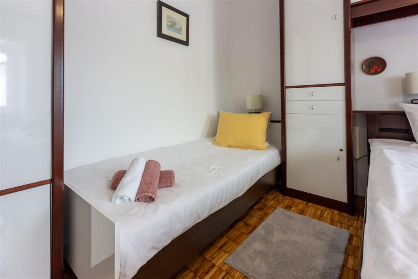 House K1, for 8 persons