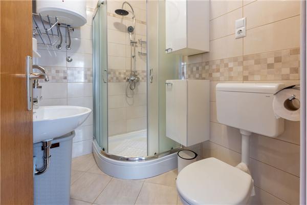 House K1, for 8 persons