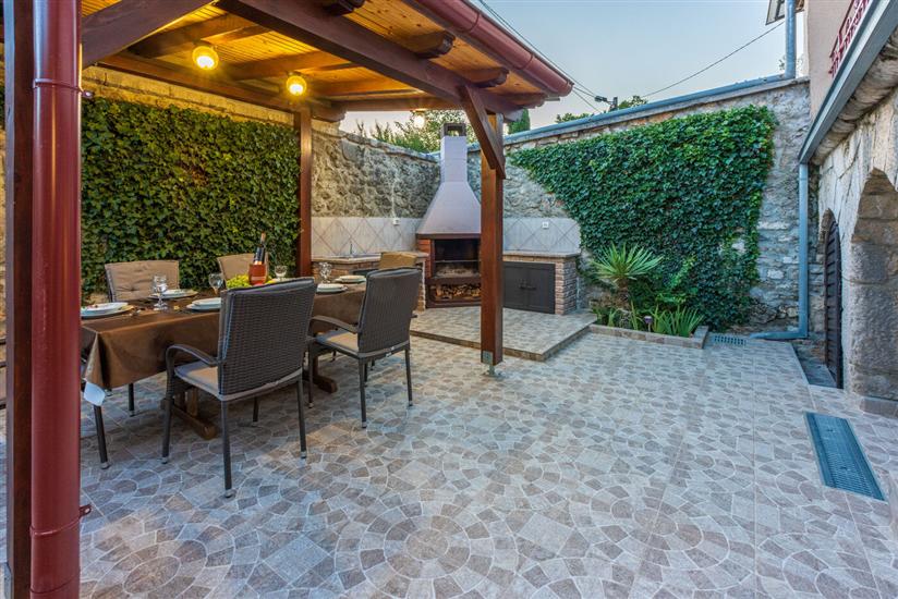 House K1, for 8 persons