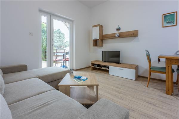 Apartment A1, for 5 persons