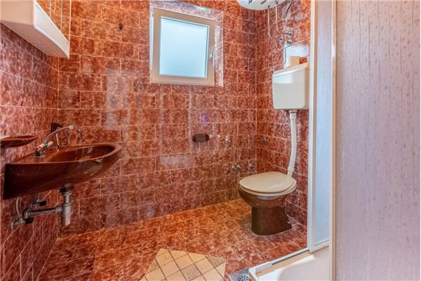 Apartment A1, for 5 persons