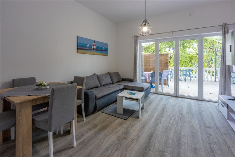 Apartment A3, for 5 persons