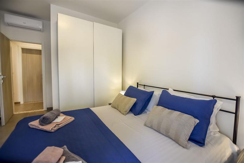 Apartment A3, for 5 persons