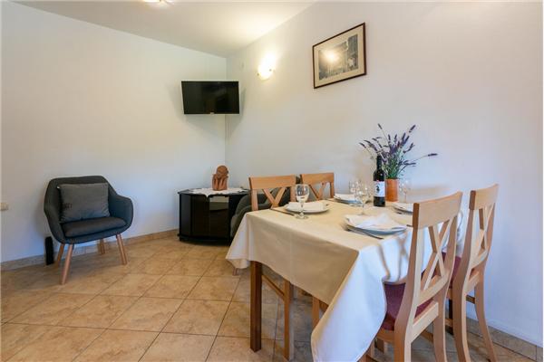 Apartment A1, for 3 persons