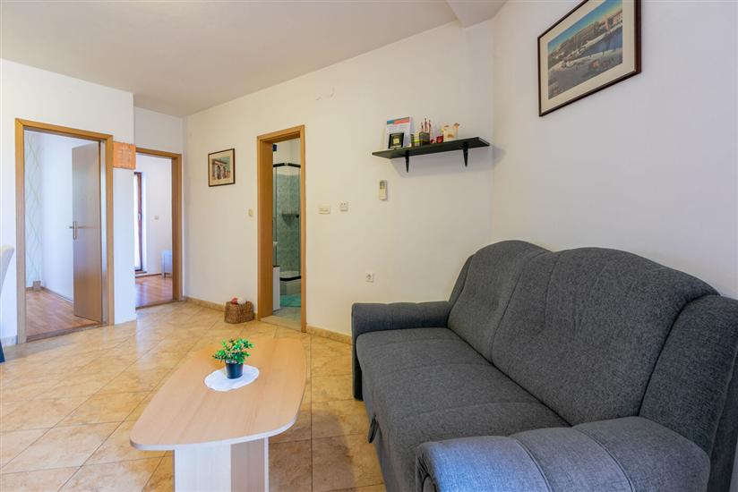 Apartment A2, for 3 persons