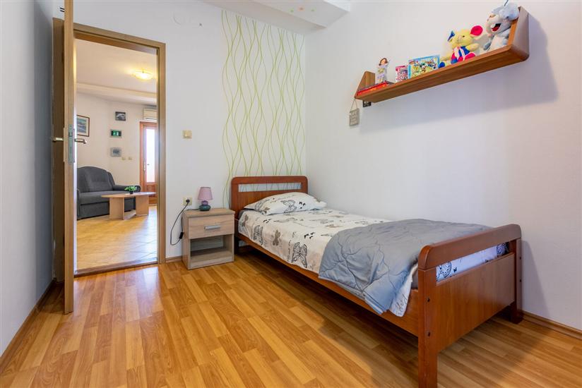 Apartment A2, for 3 persons