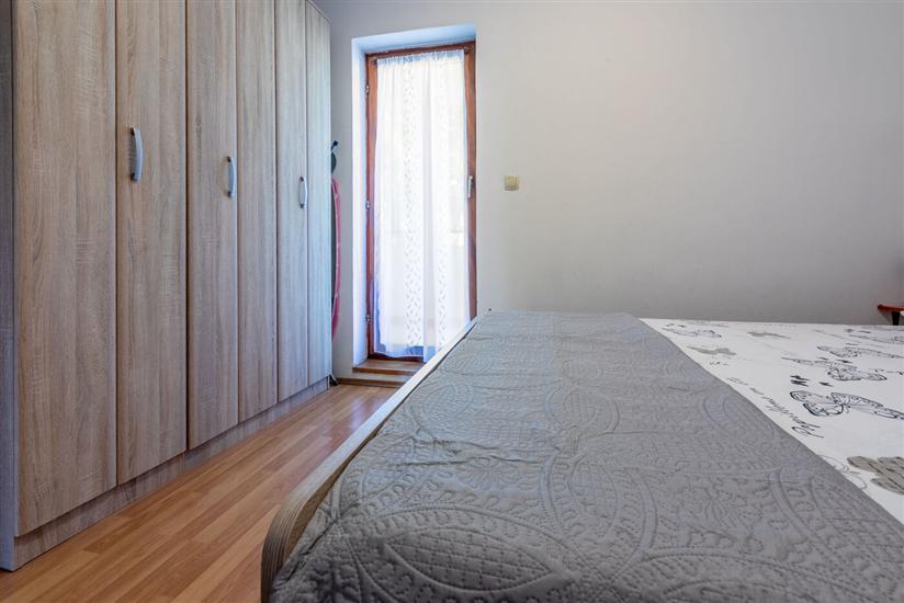 Apartment A2, for 3 persons