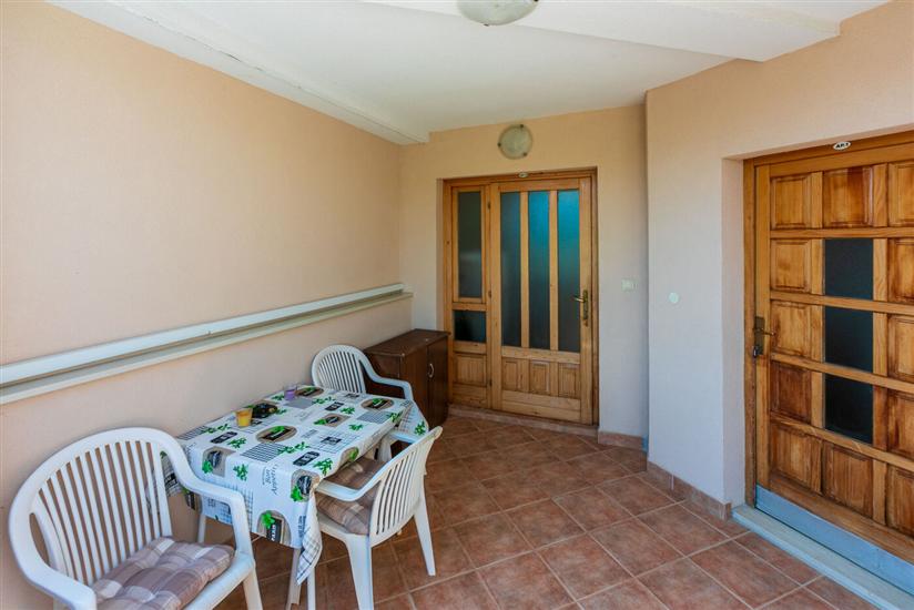 Apartment A2, for 3 persons