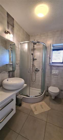 Apartment A1, for 6 persons